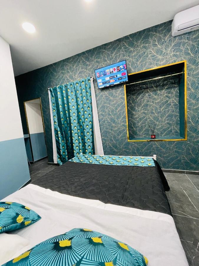 Conny Home Nápoly Kültér fotó