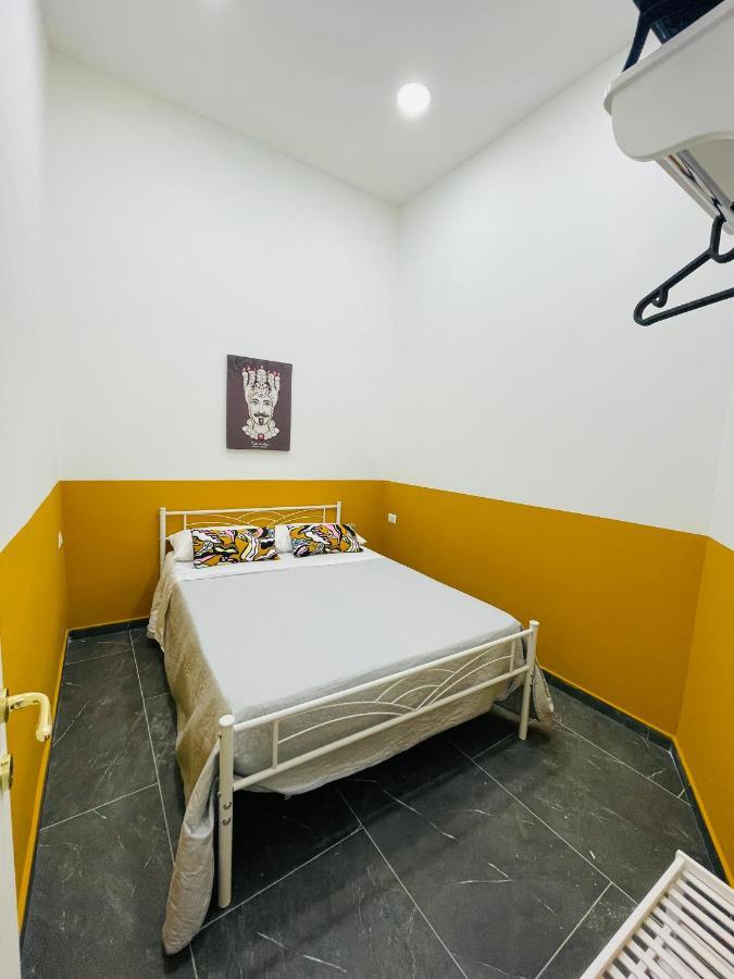 Conny Home Nápoly Kültér fotó